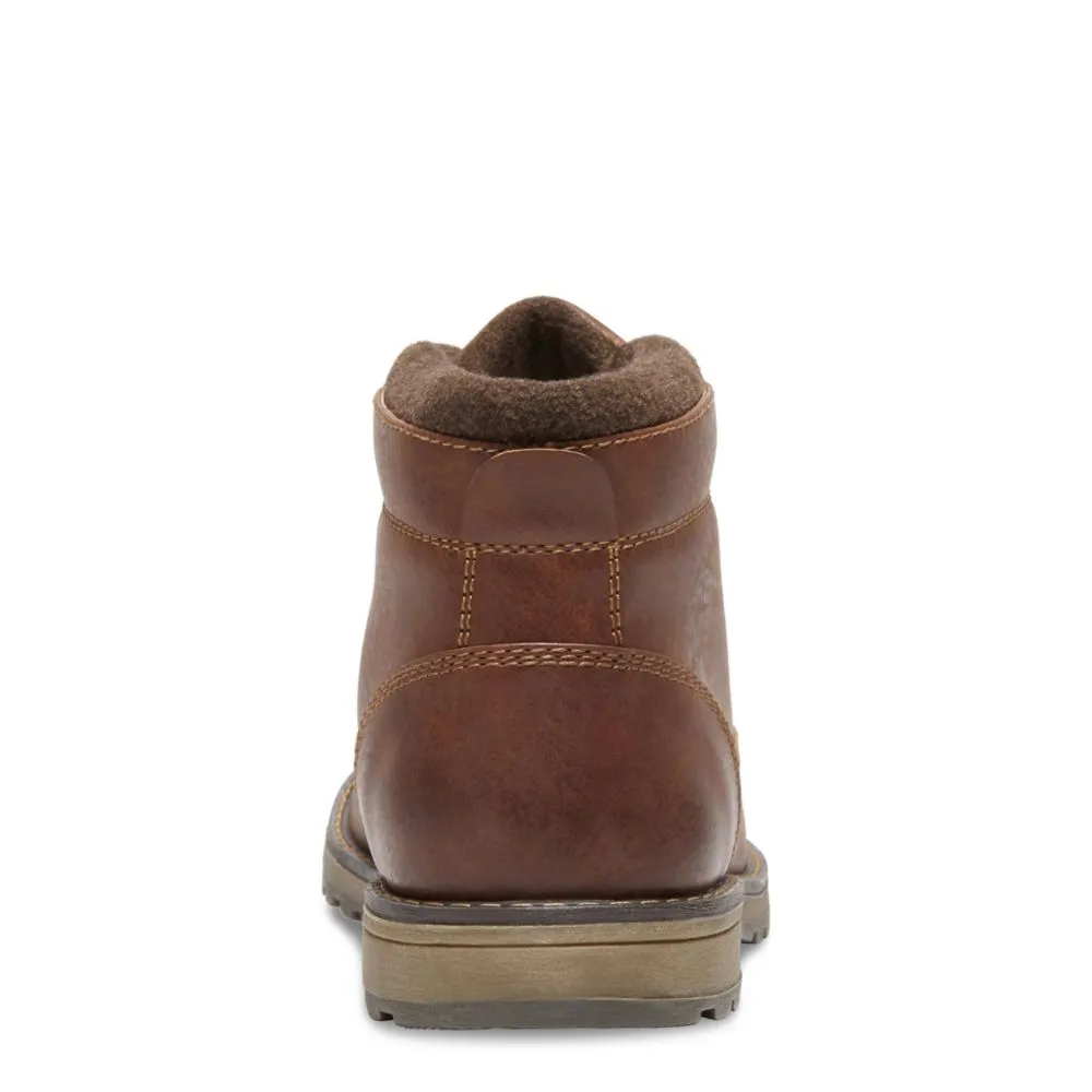 EASTLAND  MENS FINN CHUKKA BOOT