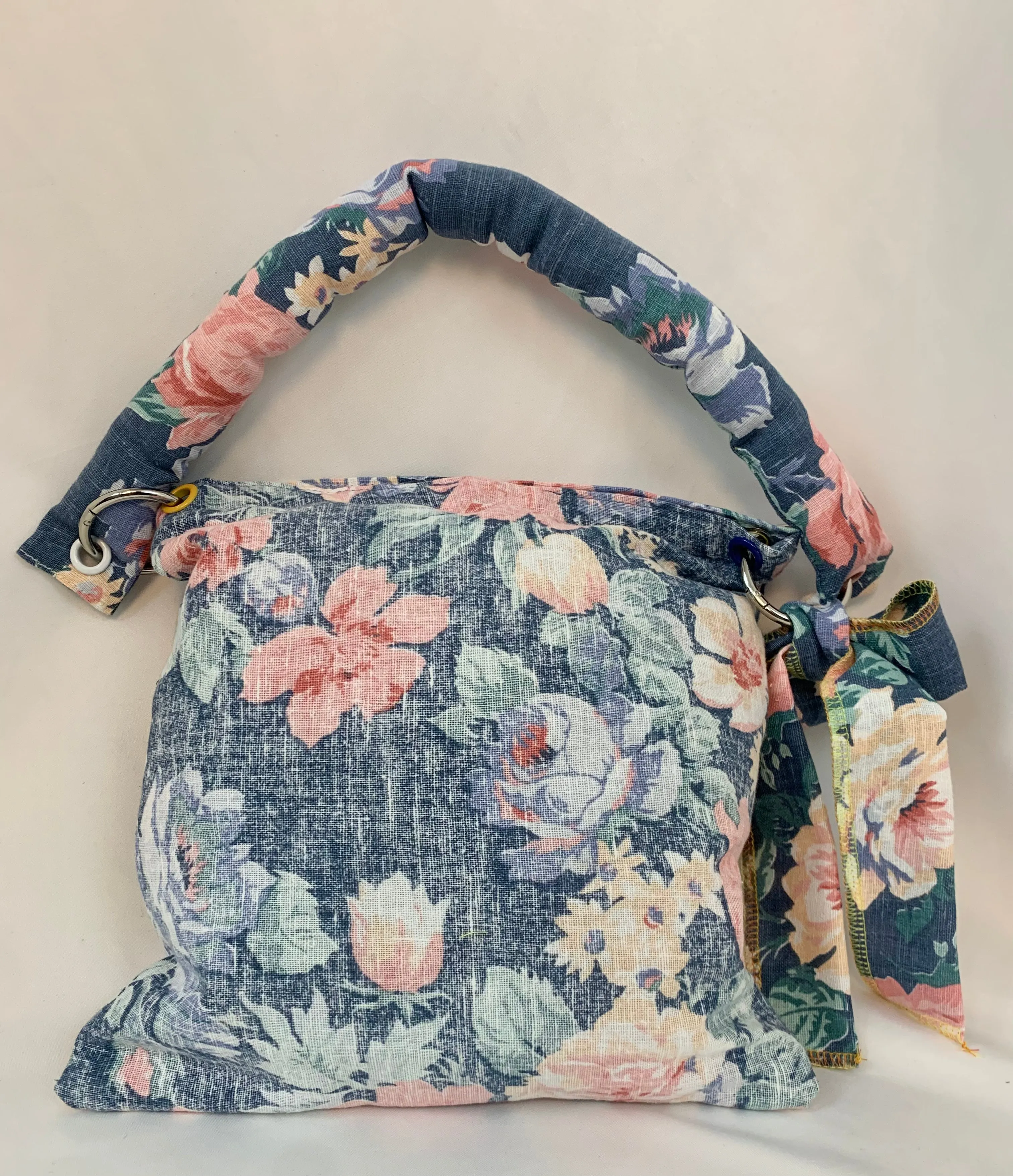 Handmade puff bow bag